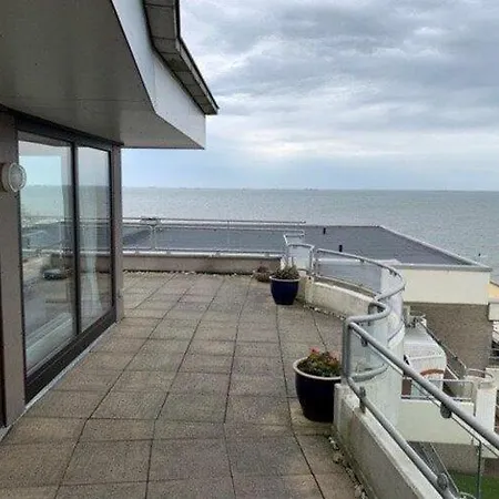 Penthouse Direkt Am Nodseestrand